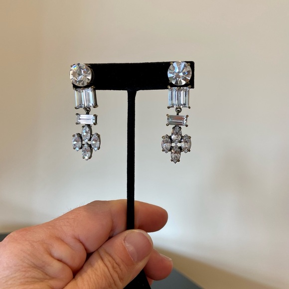 NWT luxury J. Crew crystal drop statement earrings - Picture 3 of 17